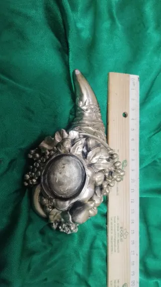 Doppio corno portafortuna in metallo argentato