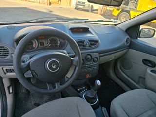 Renault Clio 2005
