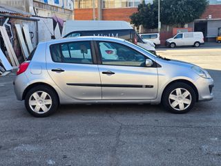 Renault Clio 2005