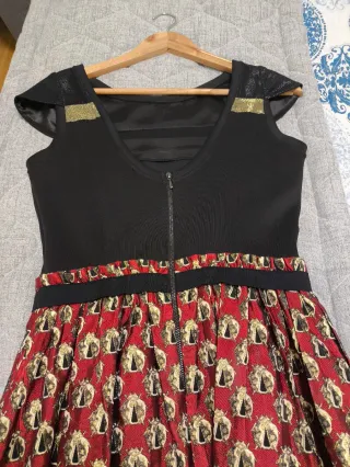 Vestido fiesta negro y rojo