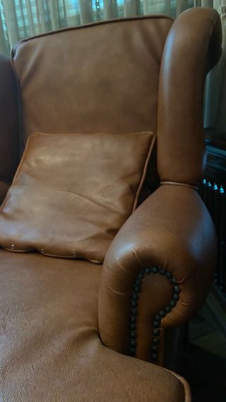 Oferta!!! 2x1 Sillón de cuero marrón