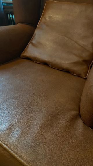 Oferta!!! 2x1 Sillón de cuero marrón