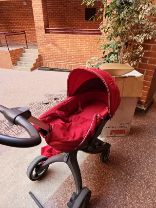Carrito Bebé Stokke Rojo y rosa