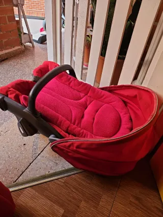 Carrito Bebé Stokke Rojo y rosa