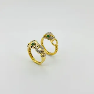 ANILLO PANTERA CON CIRCONITAS. Oro 18k.