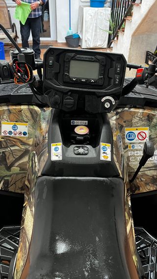 Quad Polaris Camuflaje