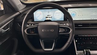 Ebro S400 1.5 DHE HEV Excellence CVT