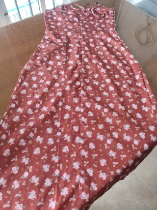 Vestido Shein floral marrón y rosa