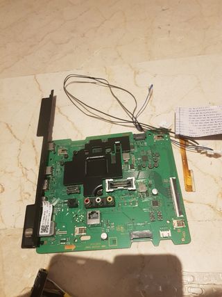 Despiece smart tv samsung ue50tu8005k