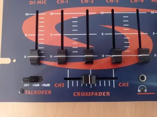 Mesa de mezclas Acoustic Control DM-1000