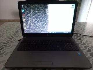 HP 15 Notebook PC portatile