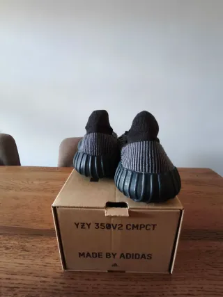 Adidas Yeezy 350V2 Knit UNISEX