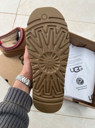 Ugg Tasman Castaña T41