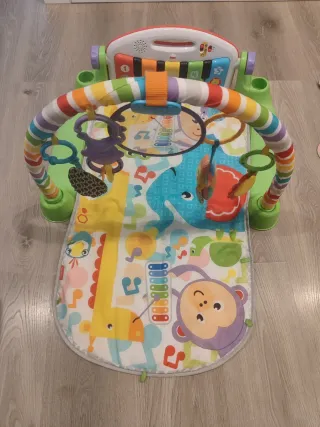 Gimnasio-piano Fisher-Price Pataditas