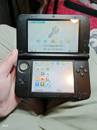 Nintendo 3DS XL+caricatore+stilo