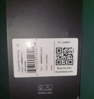 Chaqueta cortavientos Arc'teryx con capucha. M