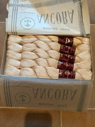 Hilo perlé Ancora crudo nº 8