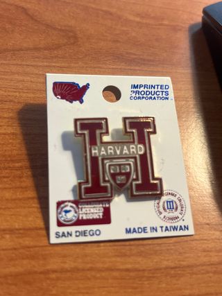 Pin Harvard Coleccionismo