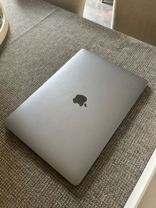MacBook Air M1 Gris Espacial (2020)