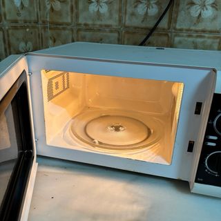 Horno Microondas Blanco Villarrobledo y alalrededo