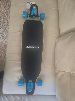 Longboard Apollo Drop-Through Negro/Azul