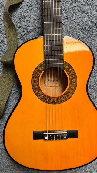 Guitarra Española Cadete + Funda y Colgador