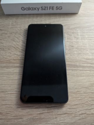 Samsung Galaxy S21 FE 5G + Caricatore