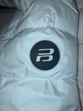 abrigo pull y bear sin estrenar