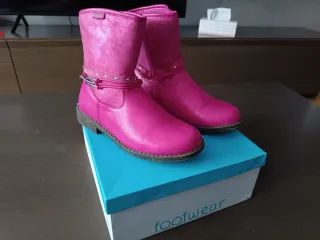 Botas Tuc Tuc rosas con estrellas