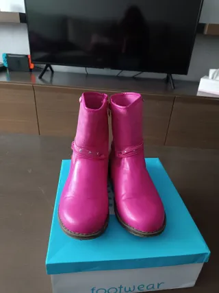 Botas Tuc Tuc rosas con estrellas