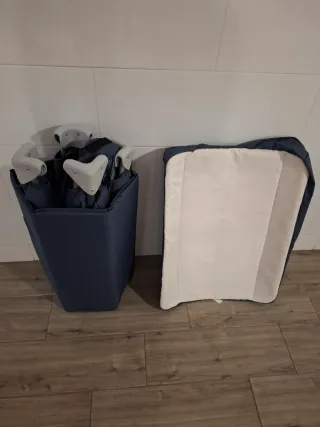 Cuna de viaje y parque infantil Shopie con colchón