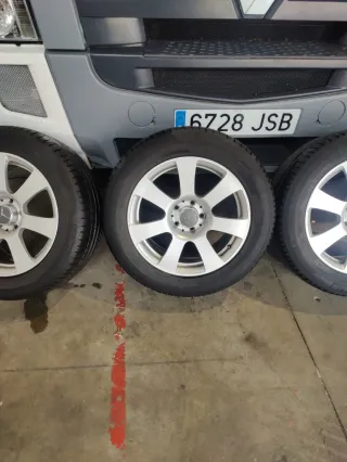 Llantas Mercedes Clase S(con neumáticos)