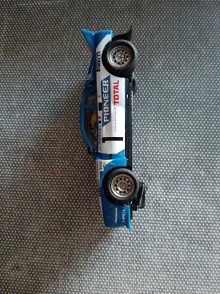 Scalextric Lancia Rally 037 Azul
