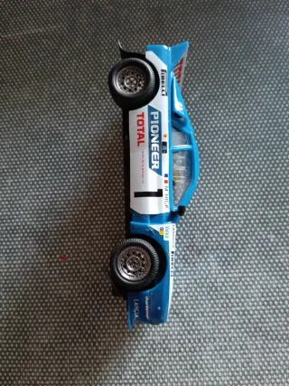 Scalextric Lancia Rally 037 Azul