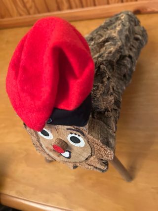 Caga Tió de Madera Artesanal