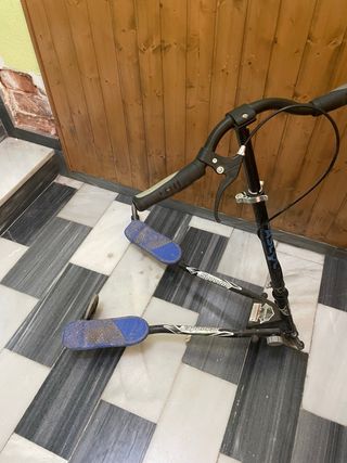 Patinete infantil con luces