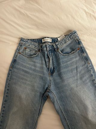 Vaqueros Stradivarius D98