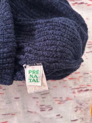 Berretto bambina con pompon colorati