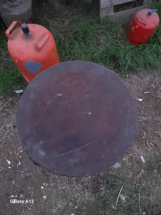 Tocón de madera rústico