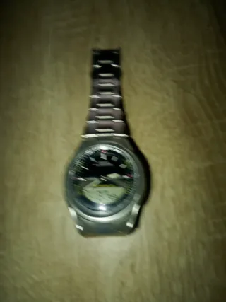 Reloj Casio Hombre Negro y Plateado