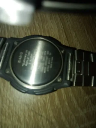 Reloj Casio Hombre Negro y Plateado