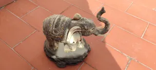 Figura de elefante decorativa
