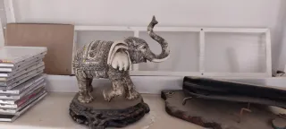 Figura de elefante decorativa