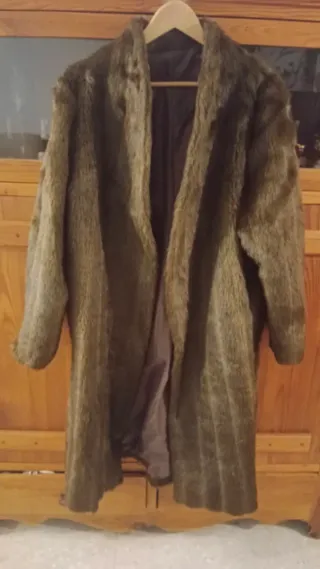 Abrigo de visón sintético