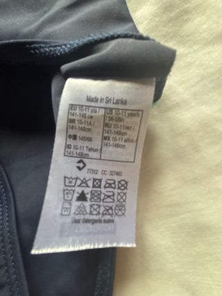 Bañador short niña T10-11 años 141-148cm 1puesta