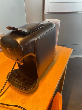 Cafetera LOR Barista Philips Negra