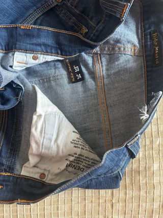 Pantalón vaquero Nudie Jeans azul modelo thin finn