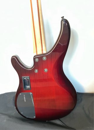 Bajo Yamaha TRBX604FM Dark Red Burst