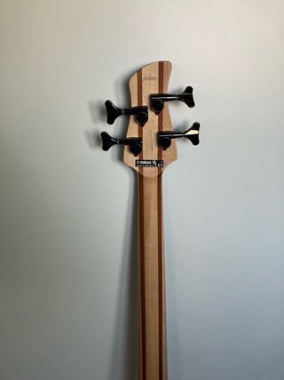 Bajo Yamaha TRBX604FM Dark Red Burst