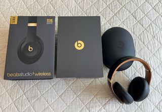 Beats Studio 3 Wireless (Funzionano solo con cavo)